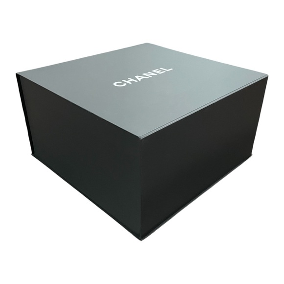 CHANEL Huge Magnetic Closure Box 19.5” x 19” x 10” - Picture 1 of 14